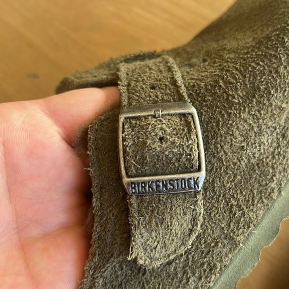 Birkenstock Suede Sherpa Buckle Clog Olive Green - Picture 5 of 6